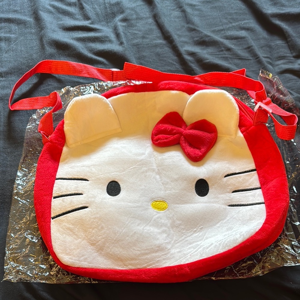 Hello Kitty Red and White Big Shoulder Plush Bag